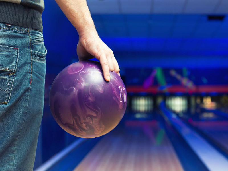 Activities and Amenities That Are Offered in Bowling Centers