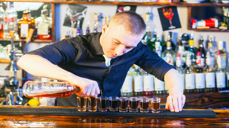 Looking for a Good Time in Glendale? Visit a Dueling Piano Bar!